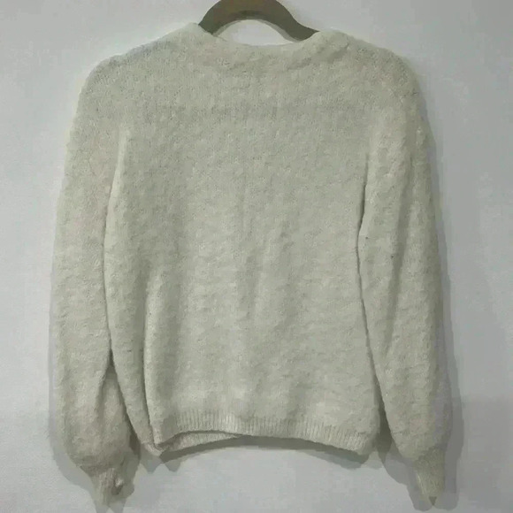 Fuzzy sweater - Picture 3 of 3